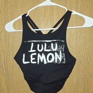 Lululemon EDCurtis Collab Size 8. PRE LOVED EXCELLENT CONDITION